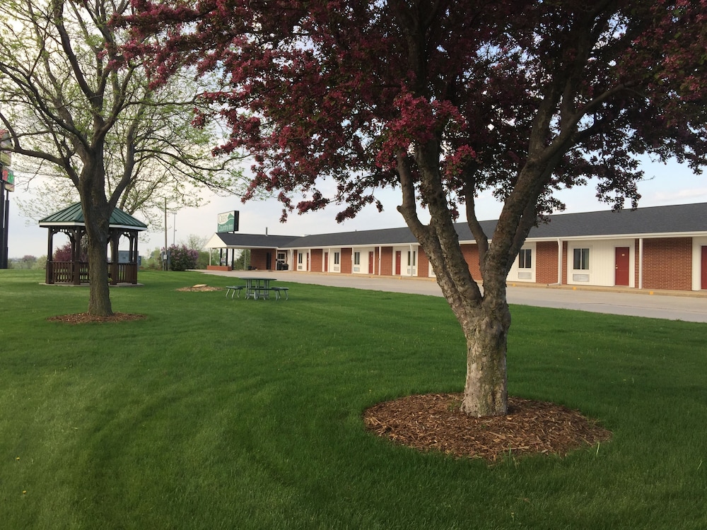 Crest Country Inn - photo 137