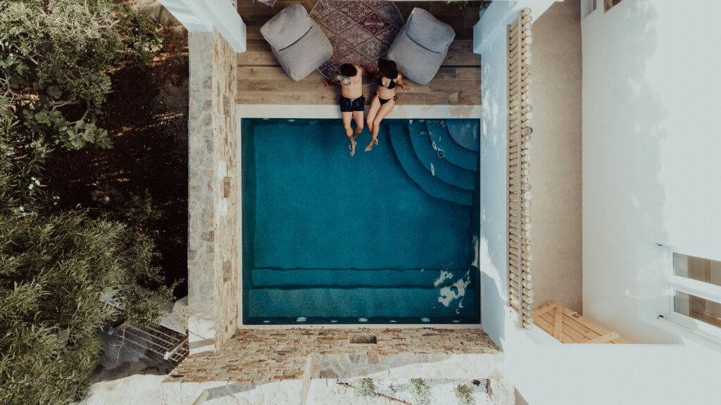 Sunday Luxury Suites — 4-Star Luxury Hotel in Naxos, Greece