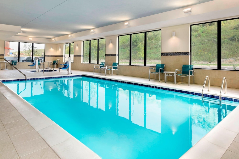 TownePlace Suites Pittsburgh Airport Robinson Township - photo 17