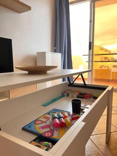Acogedor apartamento con vistas al mar — 4-Star Luxury Hotel in Adeje, Spain