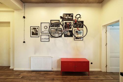 Chic Abanotubani Apt By Wehost