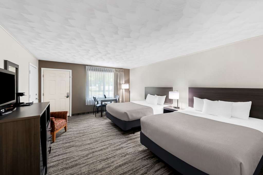 Quality Inn & Suites Munising - photo 12