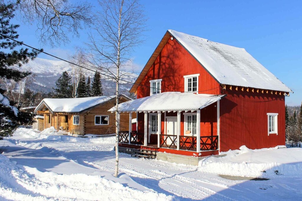 Kyizyil Kotyok Chastnii dom in Sheregesh, Russia