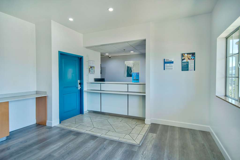 Studio 6 Bakersfield CA - photo 2