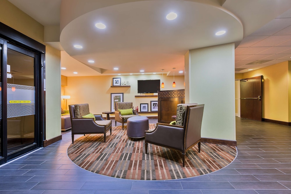 Hampton Inn Conyers - photo 7