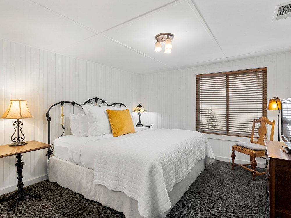 The Meyer Hotel - photo 28