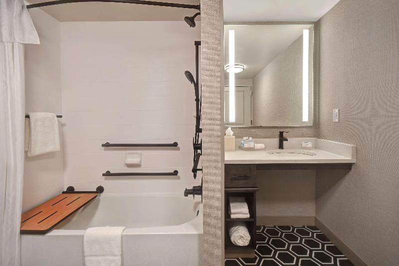 Homewood Suites by Hilton Tuscaloosa Downtown - photo 31