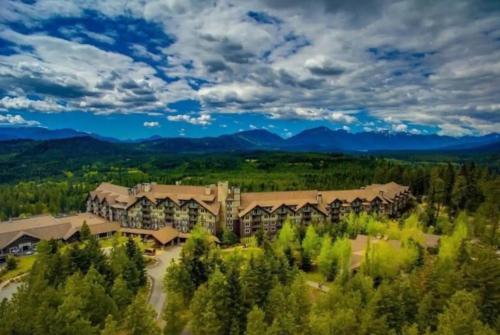 Suncadia Resort Luxury Suite with Amazing Mountain Views in Cle Elum, United States