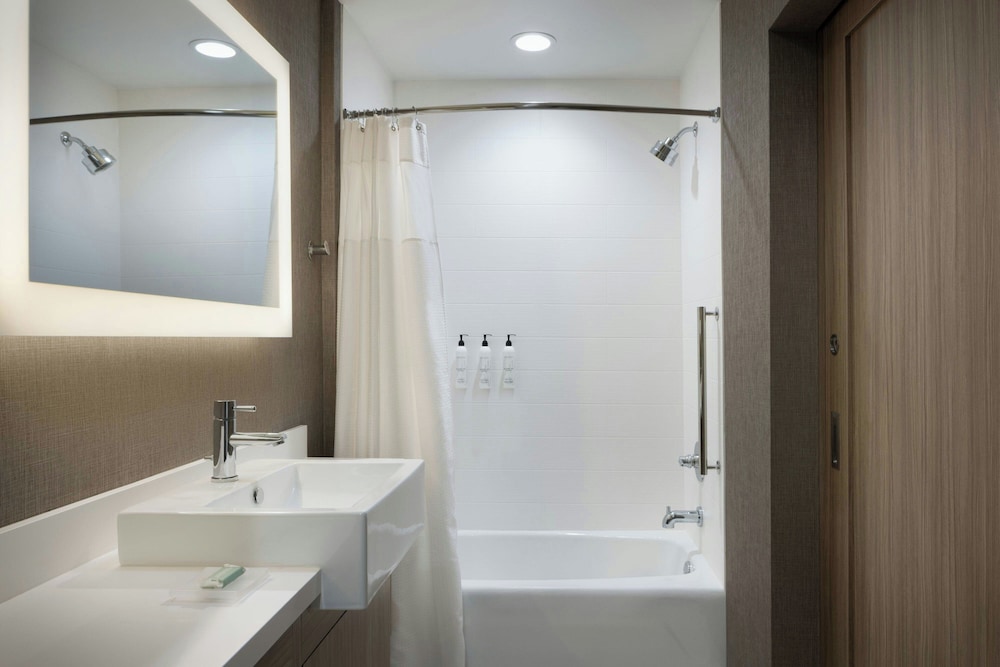 SpringHill Suites by Marriott Newburgh Evansville - photo 19