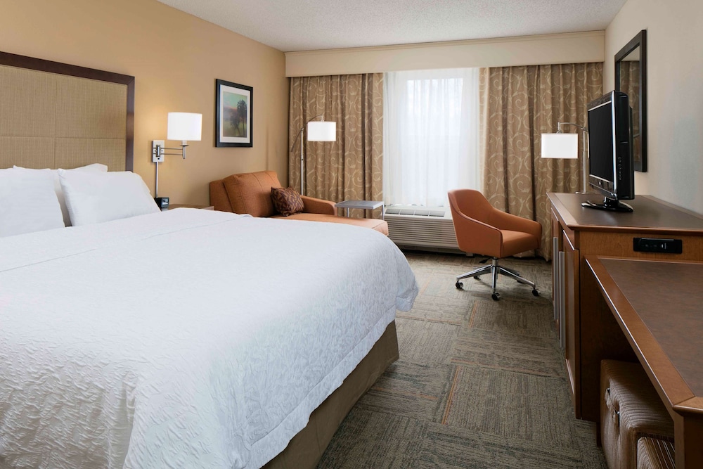Hampton Inn Kansas City Shawnee Mission - photo 5