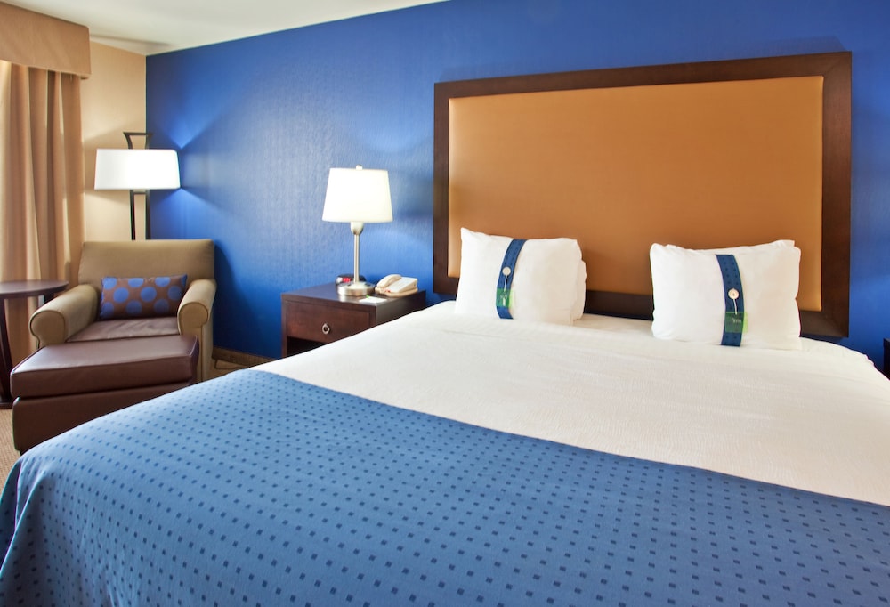 Holiday Inn Hotel & Suites Phoenix Airport By Ihg - photo 8