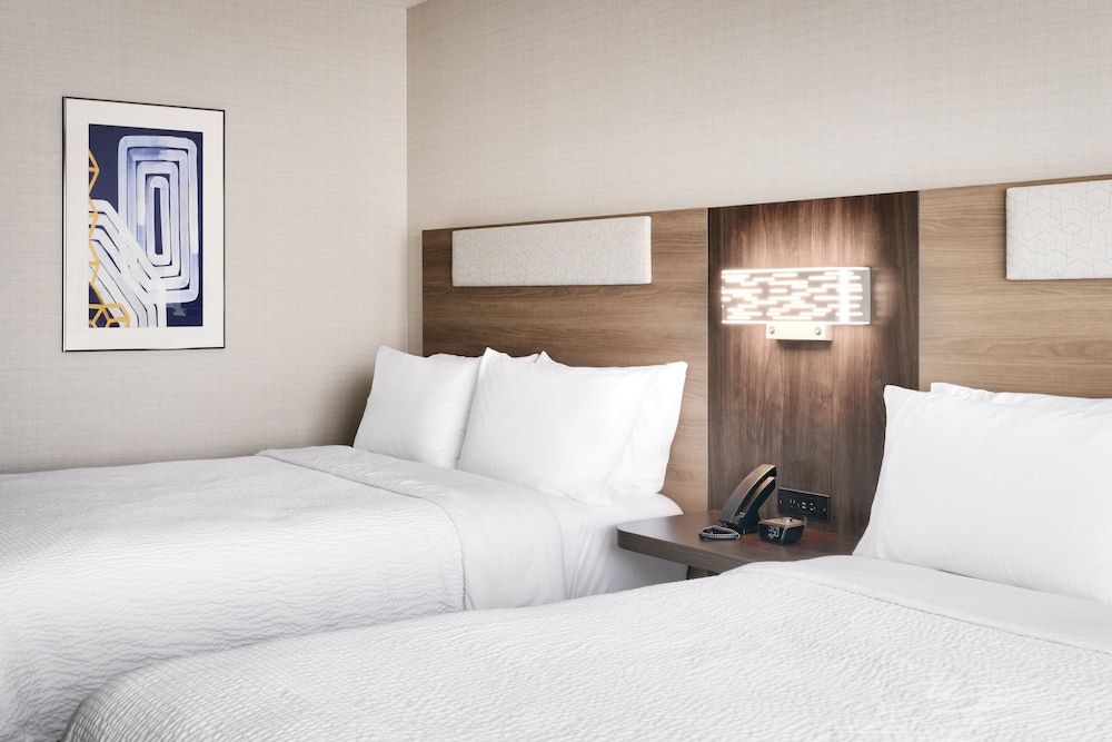 Holiday Inn Express Hotel & Suites Helena by IHG - photo 23