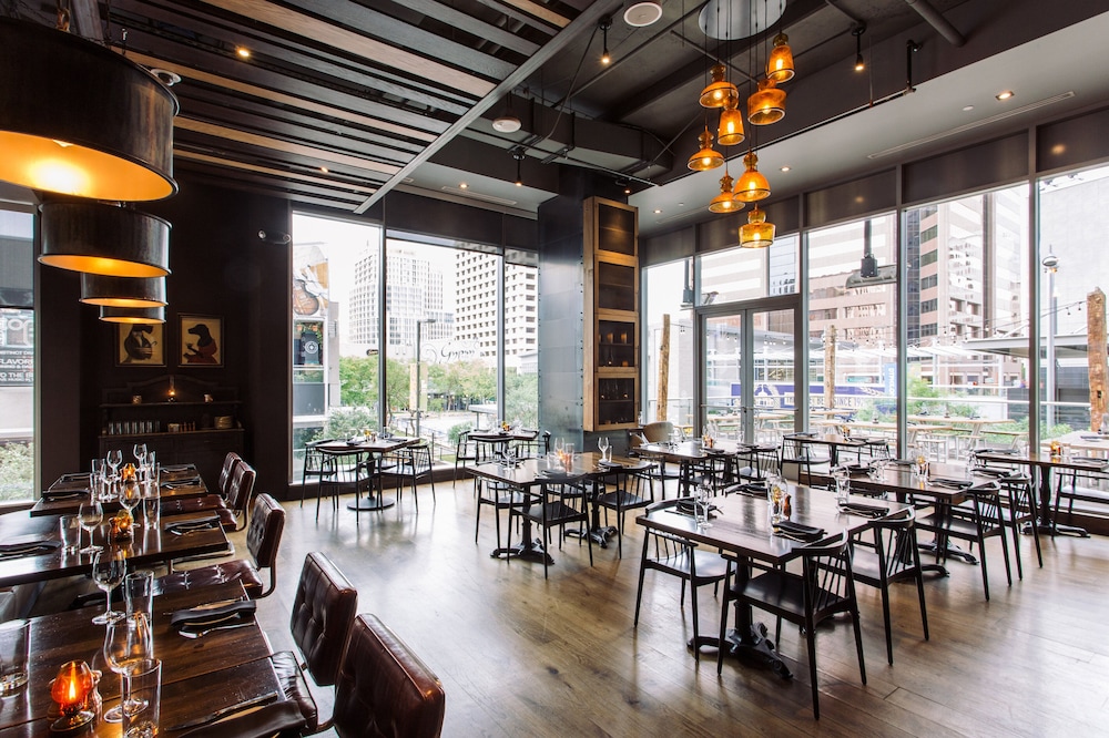 Kimpton Hotel Palomar Phoenix Cityscape by IHG - photo 61