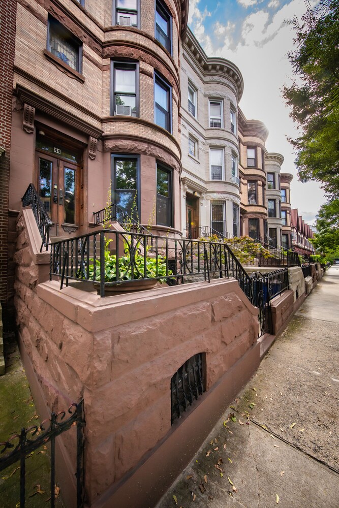 Lefferts Gardens Residence Bed and Breakfast