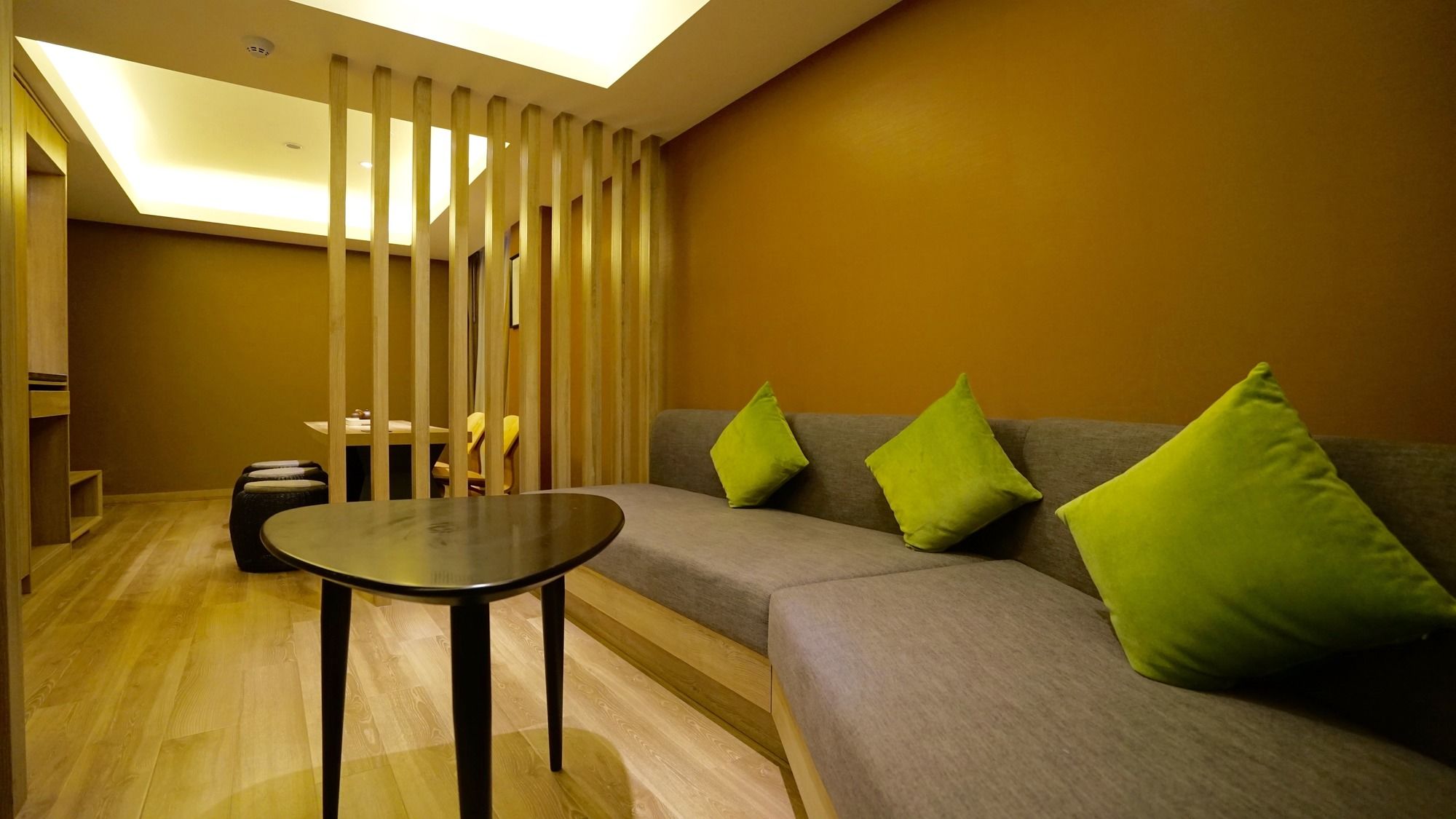 Atour Hotel Guangzhou — 4-Star Luxury Hotel in Guangzhou, People's Republic of China