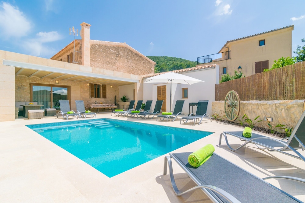 Can Tianet — 4-Star Luxury Hotel in Algaida, Spain