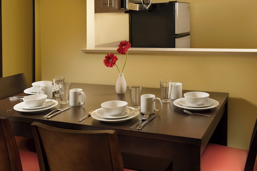 TownePlace Suites by Marriott Dallas DFW Airport North Grapevine - photo 10