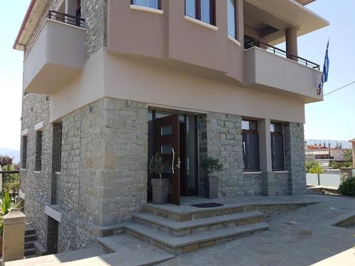Διατηρητεο Hotel Cafe Bar Restaurant — hotel in Agrinio