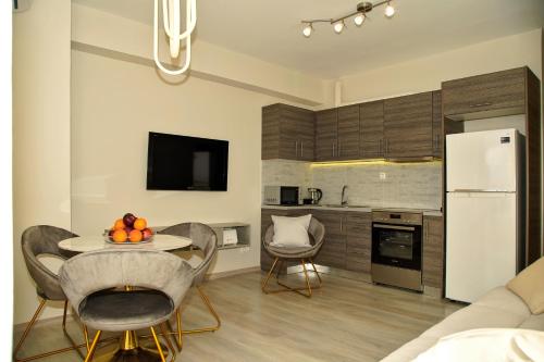 Sunset Haven Piraeus — 4-Star Luxury Hotel in Piraeus, Greece