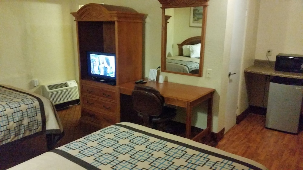 American Inn of Daytona - photo 5