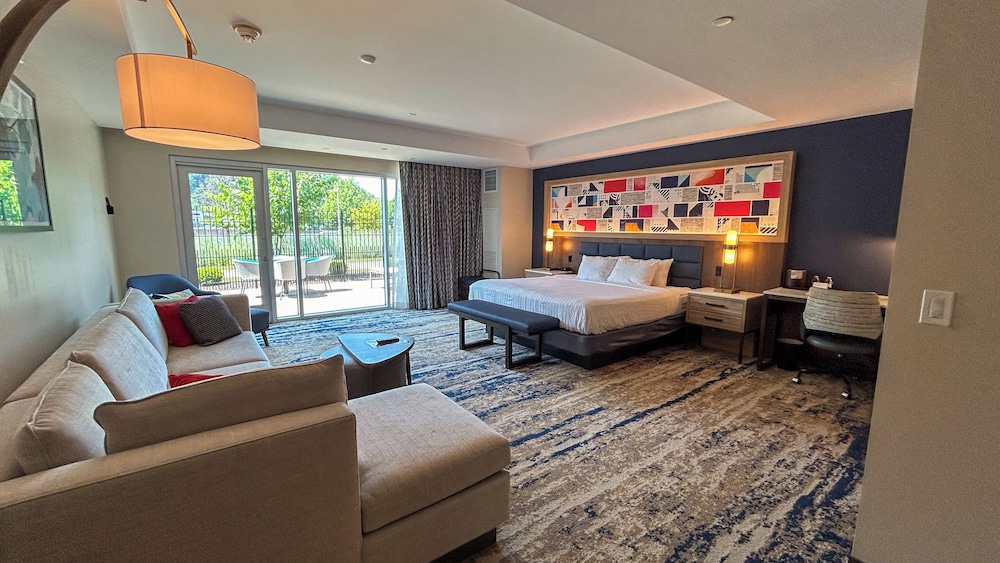 The Landing Hotel at Rivers Casino Pittsburgh - photo 9