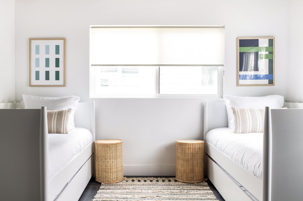 O'neill II by Avantstay Coastal Paradise Steps From Beach Newly Renovated - photo 10