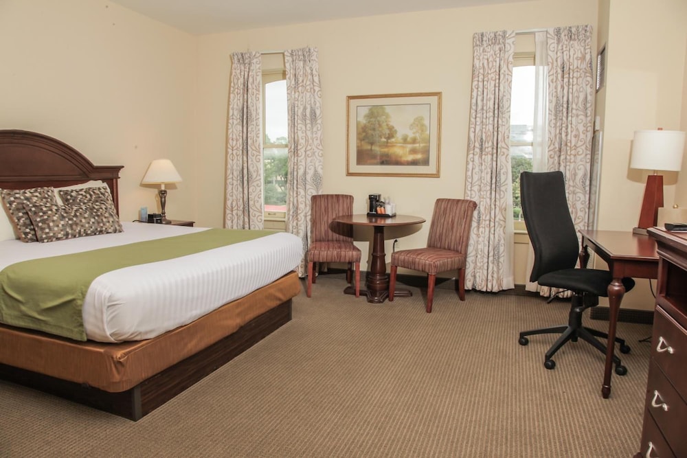 The Conwell Inn - photo 12