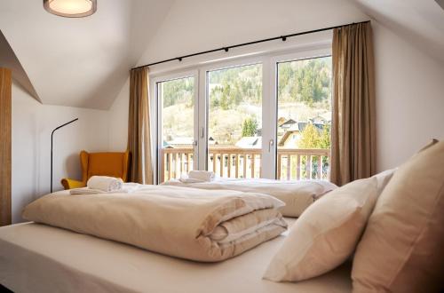 die Tauplitz Lodges Alm Lodge A13 by AA Holiday Homes — 4-Star Luxury Hotel in Tauplitz, Austria