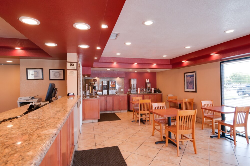 Vagabond Inn Bakersfield North - photo 3
