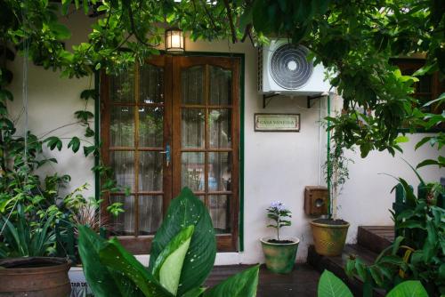 Vacaciones Aregua Casa Vanessa — 4-Star Luxury Hotel in Aregua, Paraguay