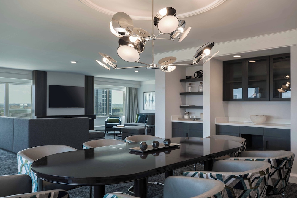 Renaissance Baltimore Harborplace Hotel - photo 20