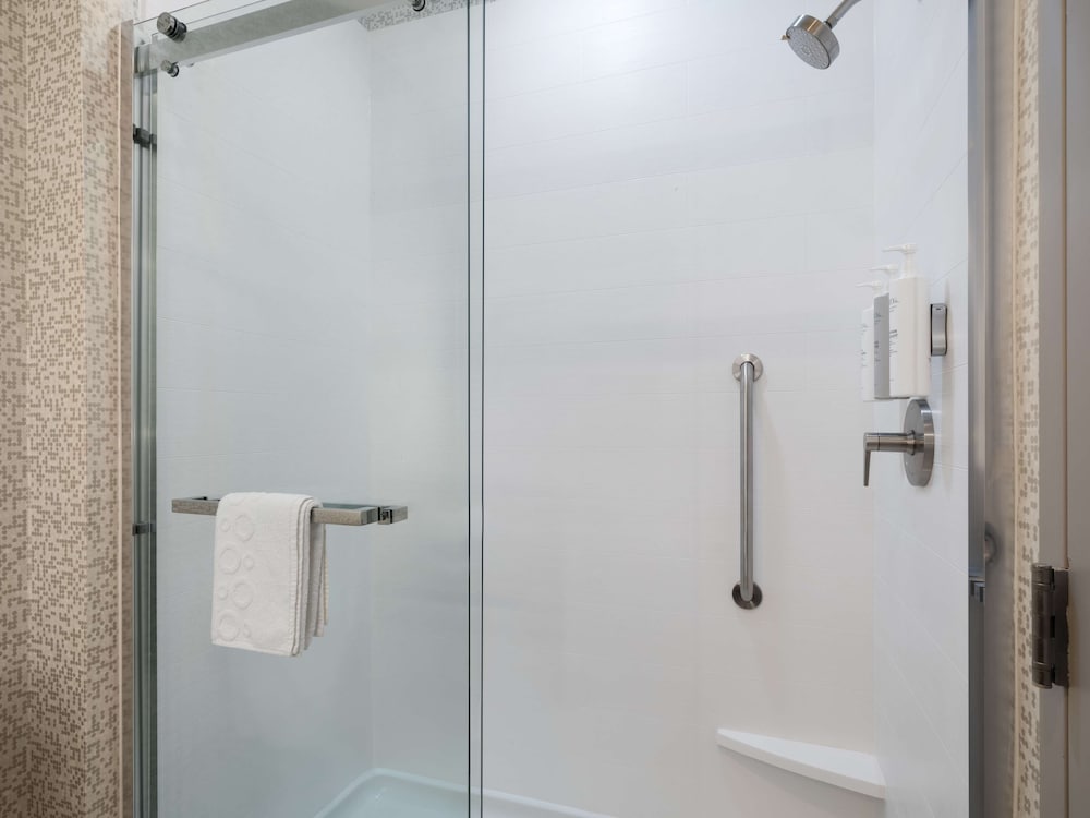 Home2 Suites by Hilton Round Rock Medical Center - photo 20