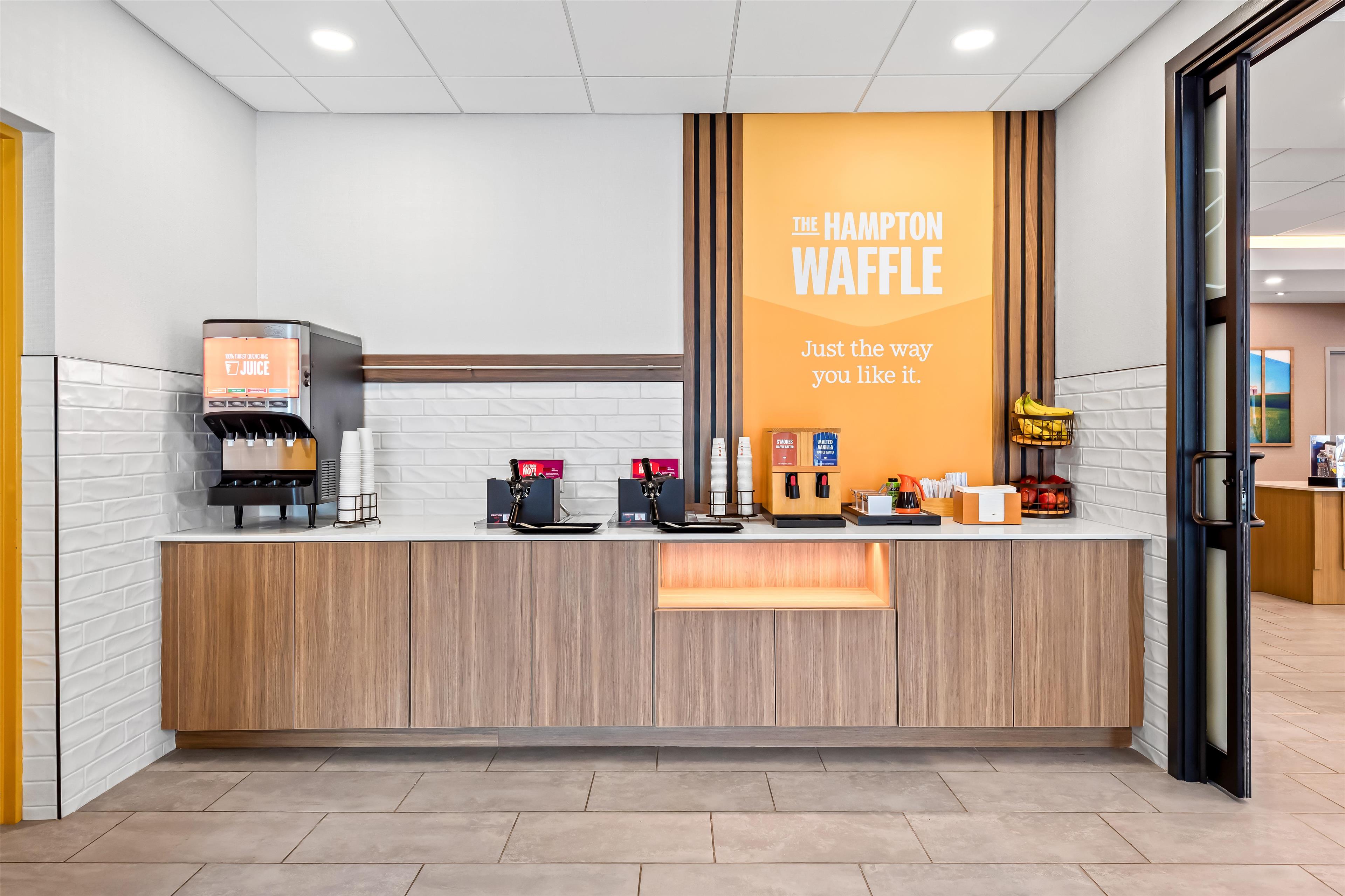 Hampton Inn and Suites by Hilton Intercourse - photo 14