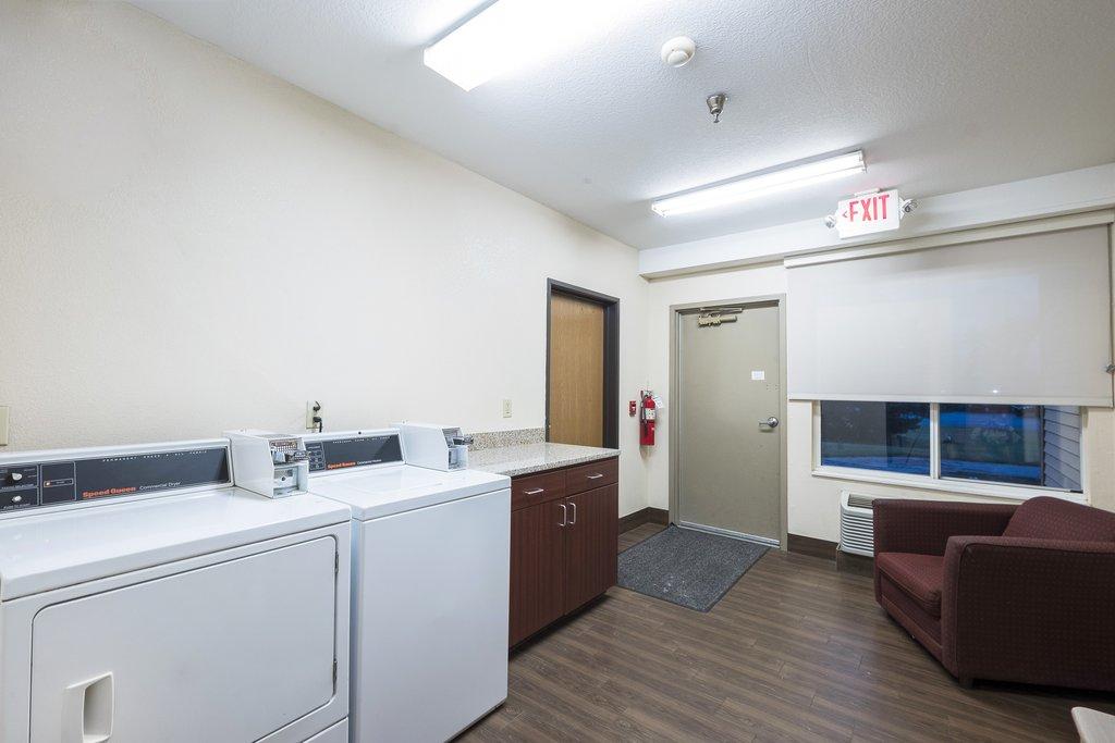 Red Roof Inn Columbus Hebron - photo 20