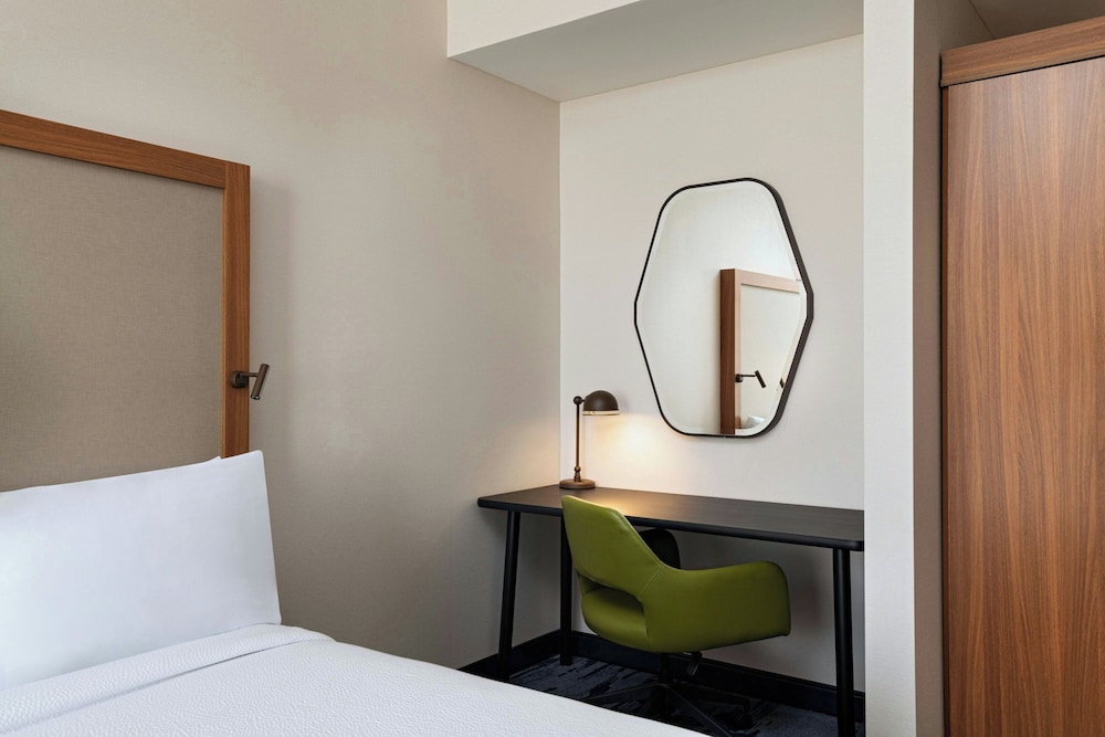 Fairfield by Marriott Inn & Suites Austin Downtown - photo 15