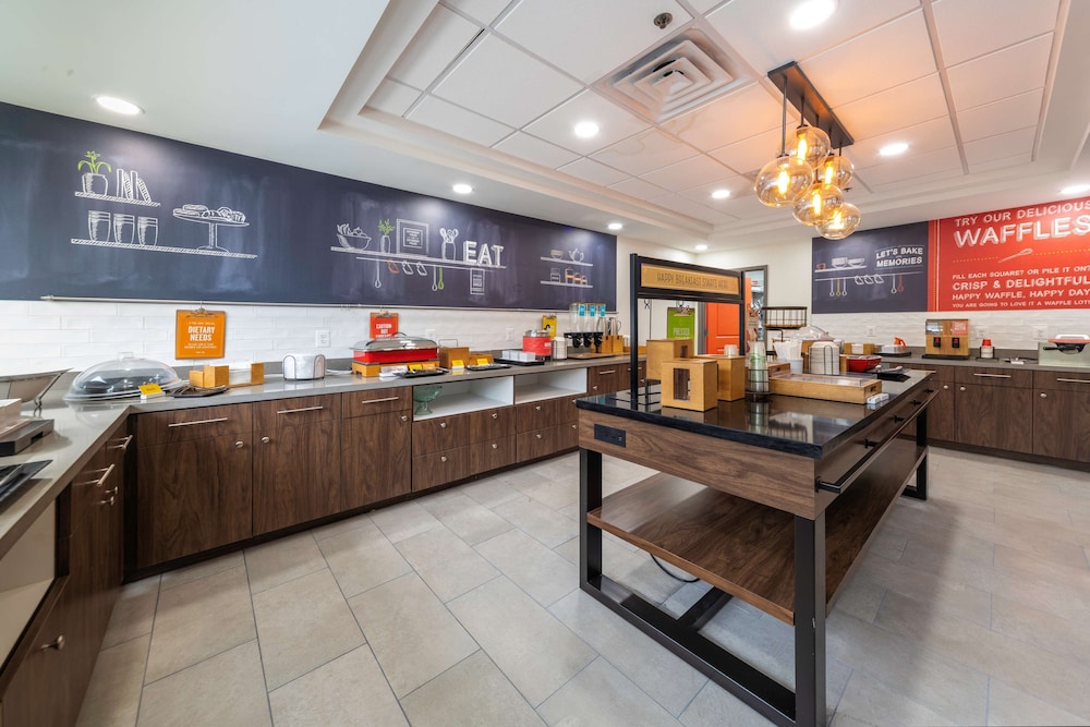 Hampton Inn Swedesboro Philadelphia - photo 49