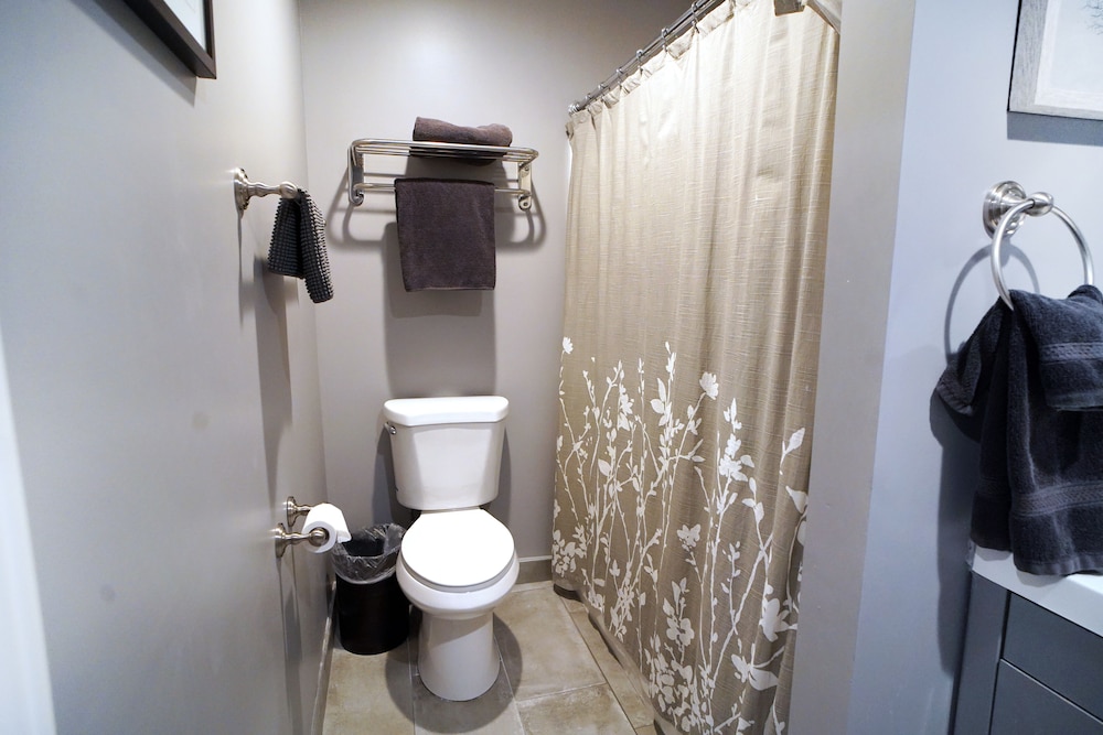 Anaheim Executive Inn & Suites - photo 104