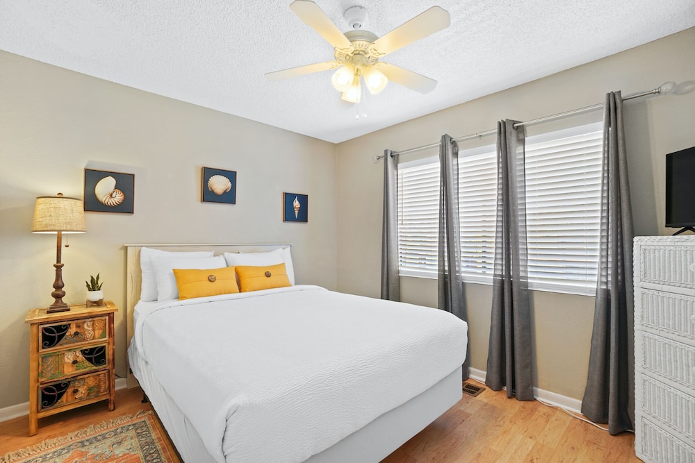 Beachwalk Resort by Panhandle Getaways - photo 2