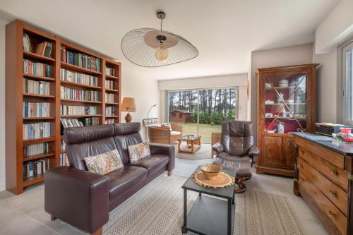 Incroyable emplacement à 110m de la plage in La Turballe, France