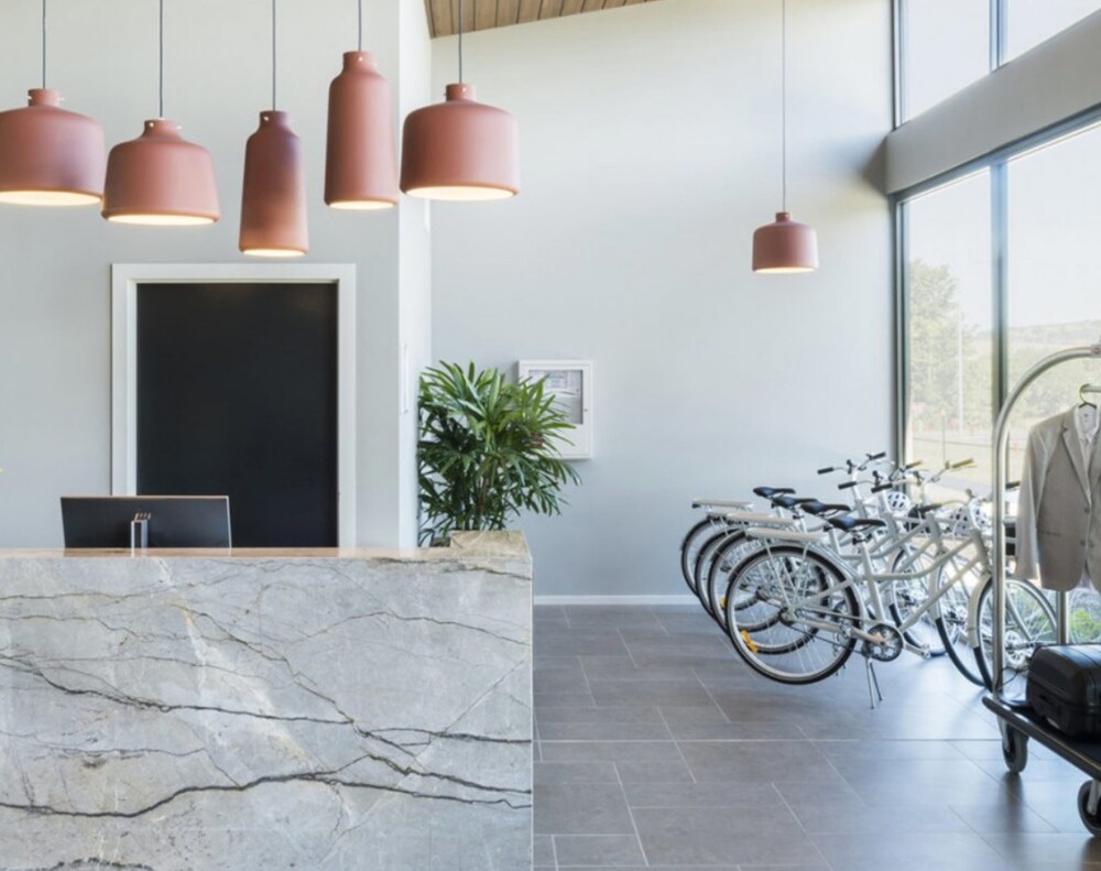Abode Murrumbateman — 4-Star Luxury Hotel in Murrumbateman, Australia