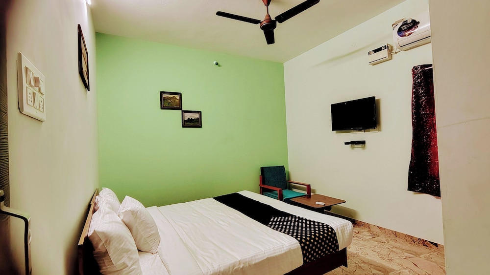 Naadi Grand Inn in Tanjore, India