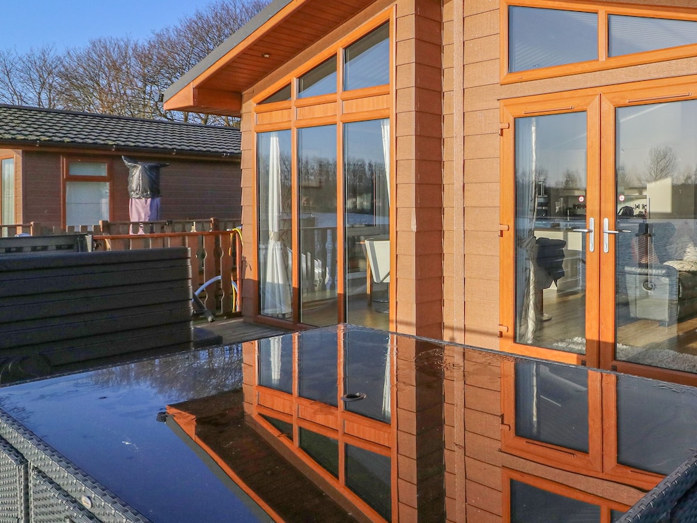 Shore Beats Work Capenwray 10 in Carnforth, United Kingdom