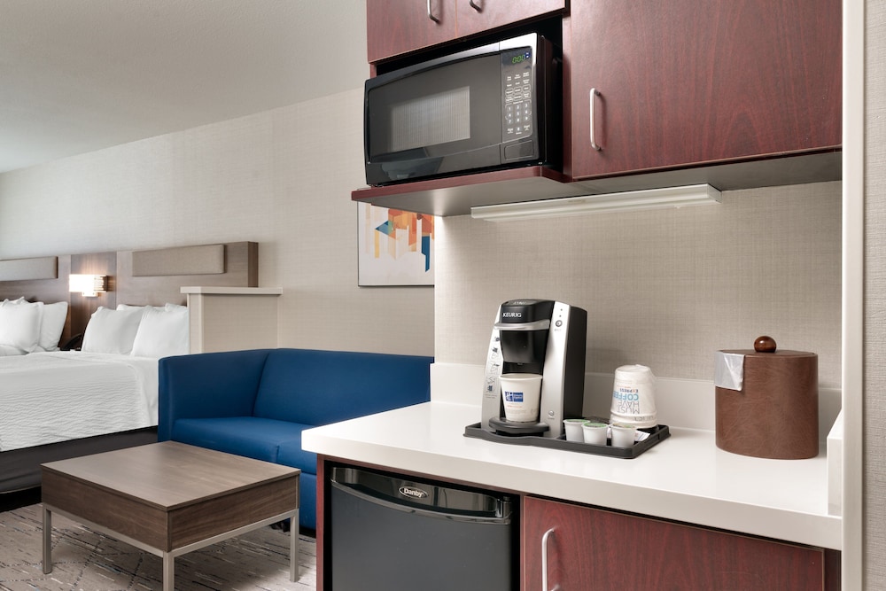 Holiday Inn Express Hotel & Suites Helena by IHG - photo 9
