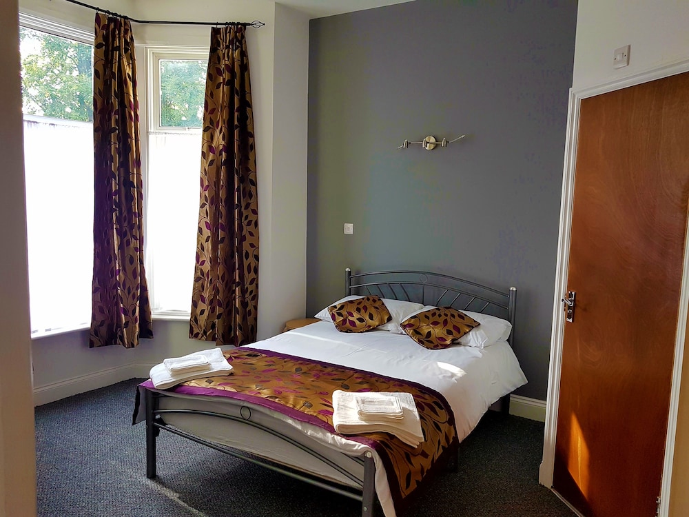 Northbrook Hotel — hotel in Ilford