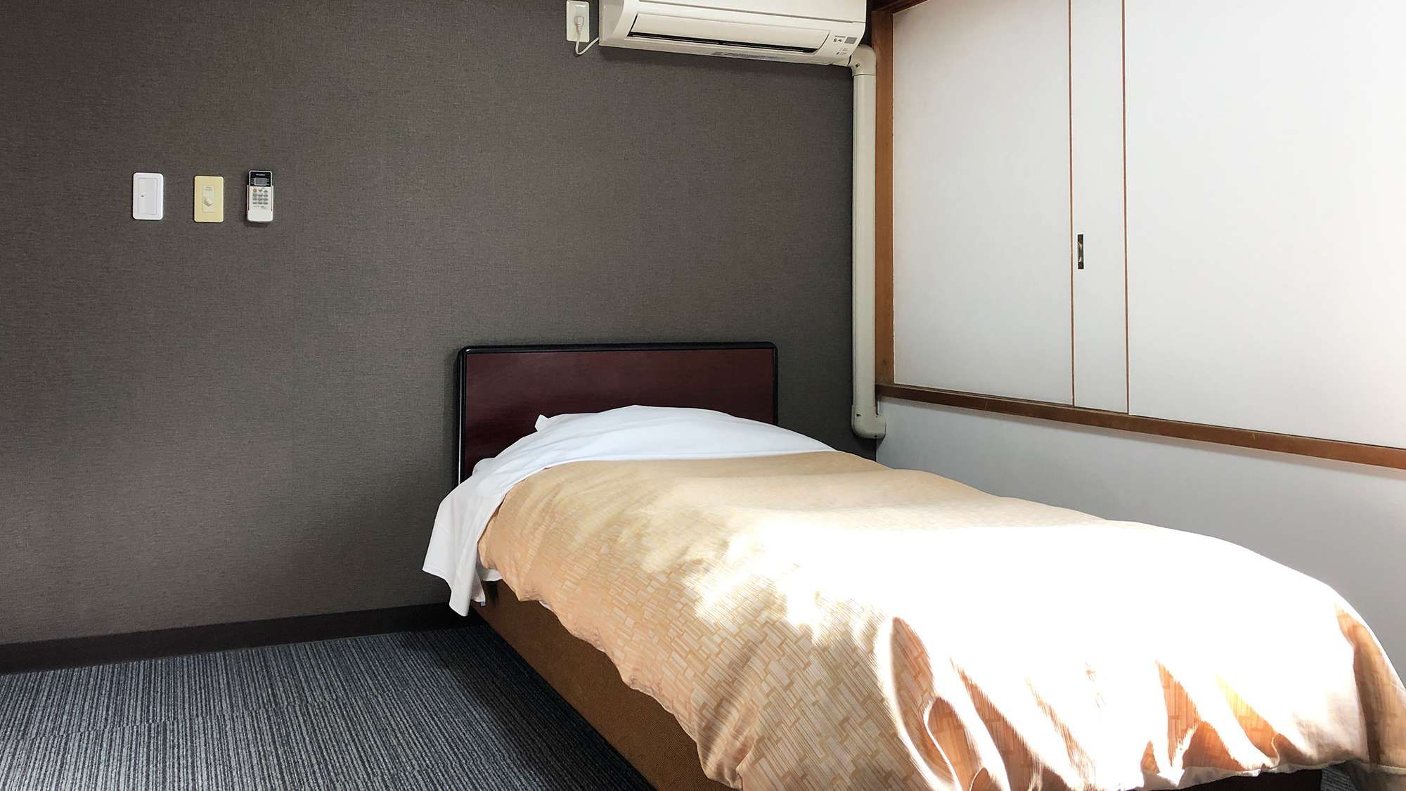 Tatebayashi Grand Hotel — hotel in Isesaki