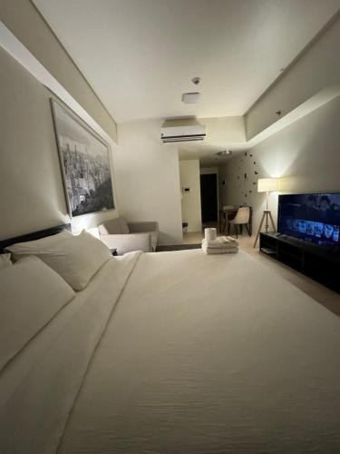 81 Newport Blvd Cluster 4 Unit B 3rd flr by Rechelle Nunag in Manila, Philippines