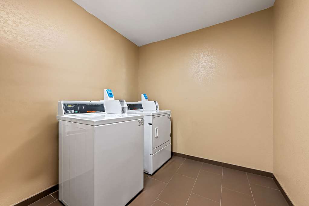 Comfort Suites Cullman I 65 Exit 310 - photo 37
