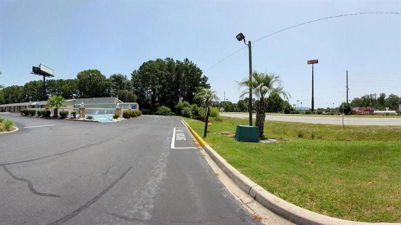 Econo Lodge Pooler Savannah I 95 - photo 10