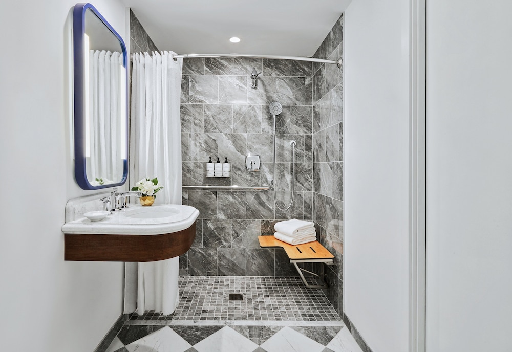 InterContinental Chicago Magnificent Mile by IHG - photo 38