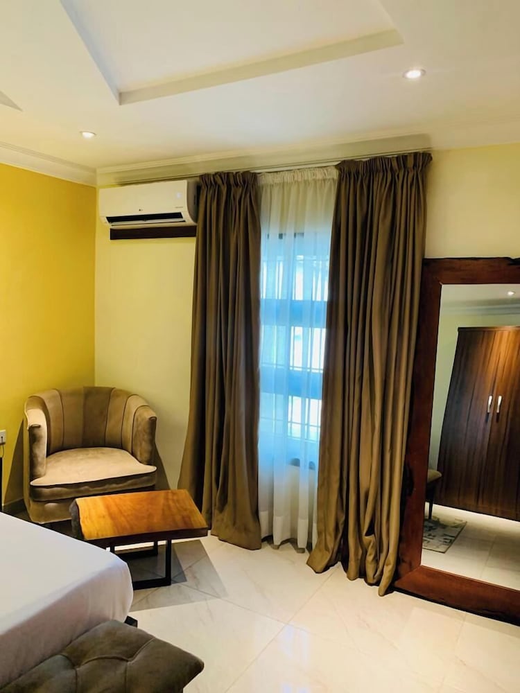 Pyramid Halal Apartments — 4-Star Luxury Hotel in Kano, Nigeria